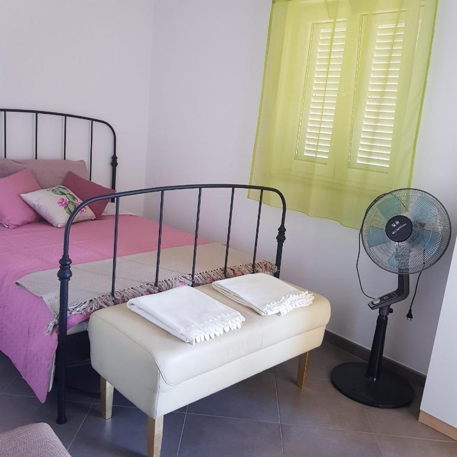Apartmani Afrodita Sutivan Εξωτερικό φωτογραφία
