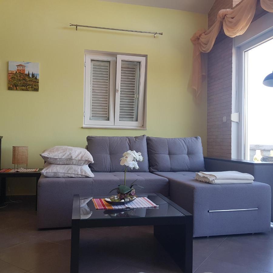 Apartmani Afrodita Sutivan Εξωτερικό φωτογραφία
