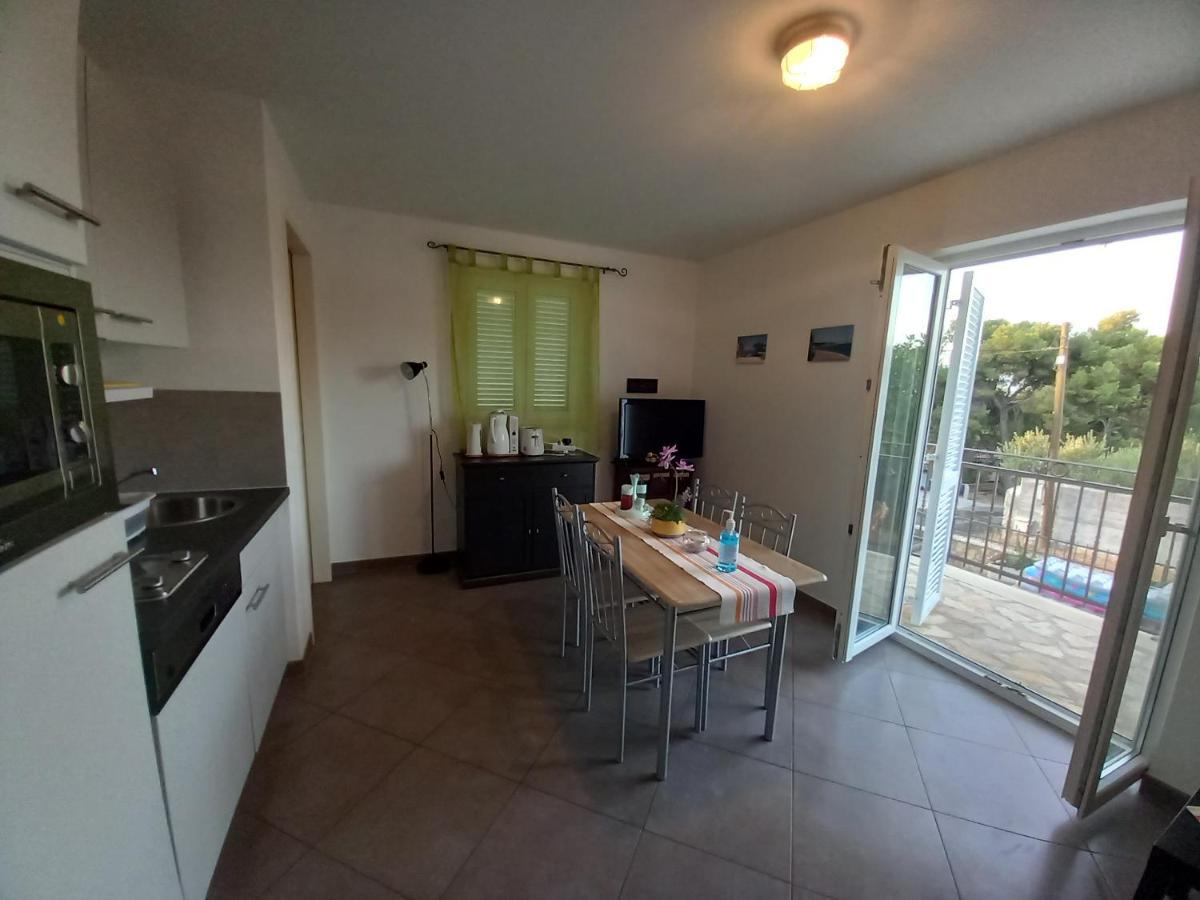 Apartmani Afrodita Sutivan Εξωτερικό φωτογραφία