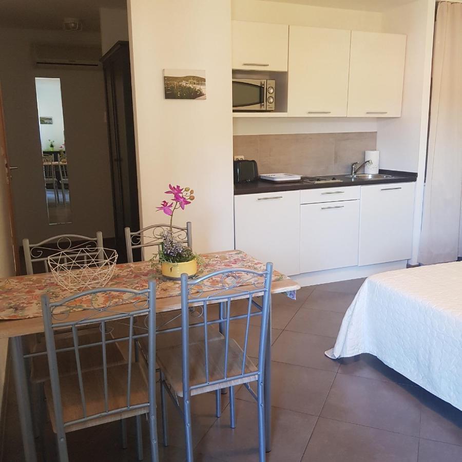 Apartmani Afrodita Sutivan Εξωτερικό φωτογραφία